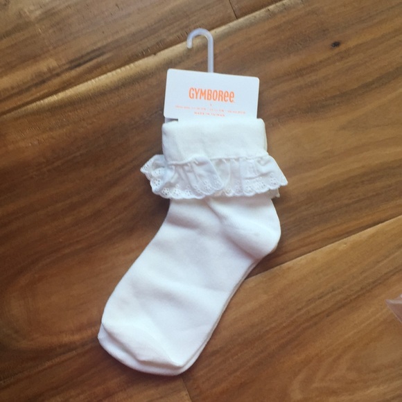 🎁BNWT Gymboree 1 pair White ruffle socks - Picture 1 of 5